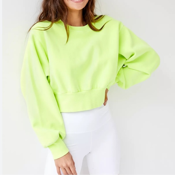 Aritzia TNA Perkins Sweater - Picture 4 of 4